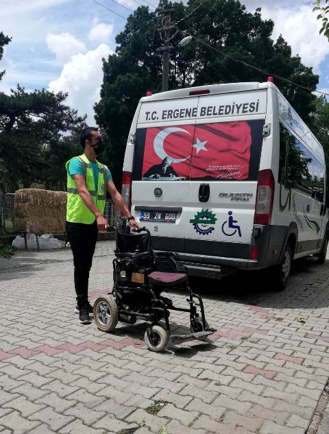 DİŞİ AĞRIYAN DA BAŞI AĞRIYAN DA BİZE GELSİN