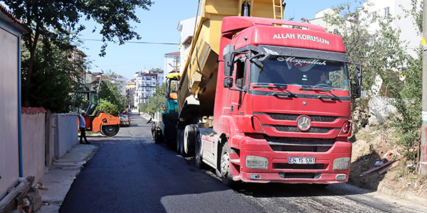 60 BİN METREKARELİK BİR YOL AĞI ASFALTLANACAK