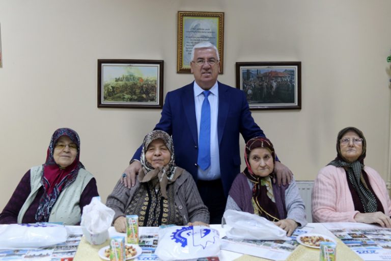 HER YIL OLDUĞU GİBİ ÖNCE ONLARAGİTTİ