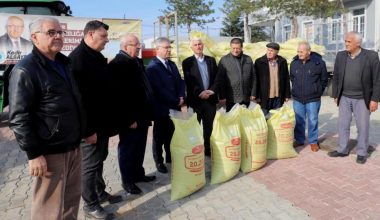 77400 KG GÜBRE DAĞITIMI YAPTI