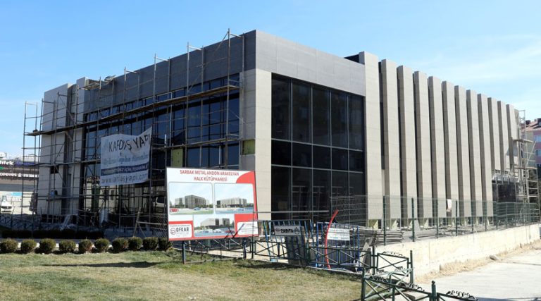 HALK KÜTÜPHANESİ’NİN KABA İNŞAATI TAMAMLANDI 