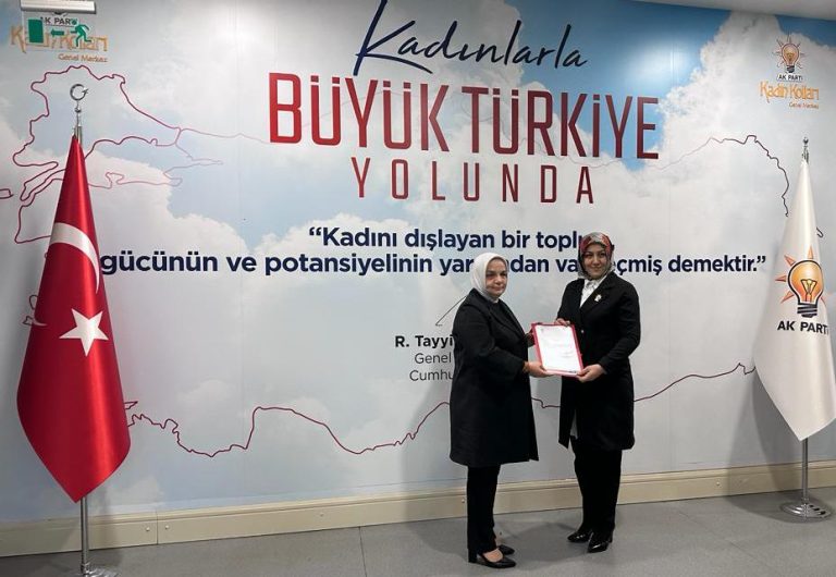 SÜMEYYA TEMELCİ OLDU KADIN KOLLARI BAŞKANI