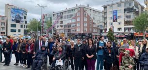 YENİ BİR DÖNEME GİDERKEN ENGELLİLER YİNE YOK SAYILMASIN!