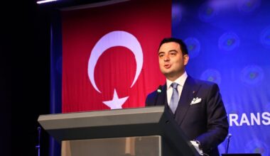 ÇORLU TİCARET VE SANAYİ ODASI  ENİS SÜLÜN KONFERANS SALONU VE GÖSTERİ MERKEZİ GÖRKEMLİ BİR TÖRENLE AÇILDI