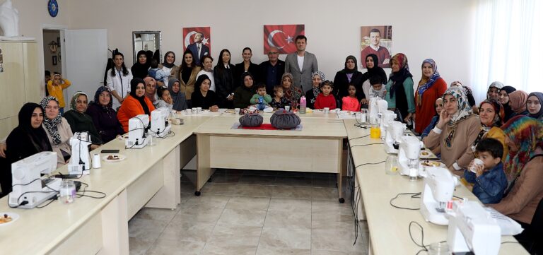 MAHALLE EVLERİNE YENİ MAKINA SÖZÜ VERDİ