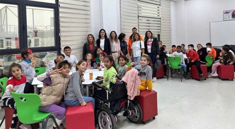 ROMAN ÇOCUKLARINA SÖZDE DEĞİL ÖZDE DESTEK