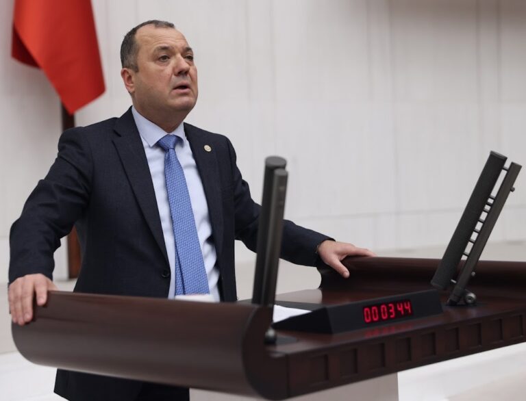 AYGUN, AK PARTİ TEKİRDAĞ’DA YOLDA KALDI