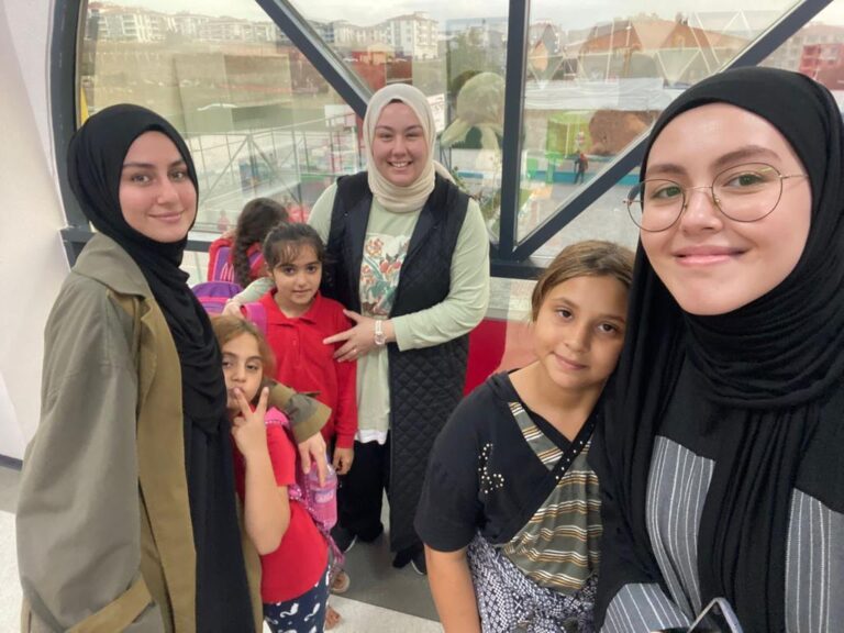 ROMAN ÇOCUKLARA EĞİTİM DESTEĞİ