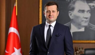 CHP DE P.M VAHAP AKAY MI DİYECEK