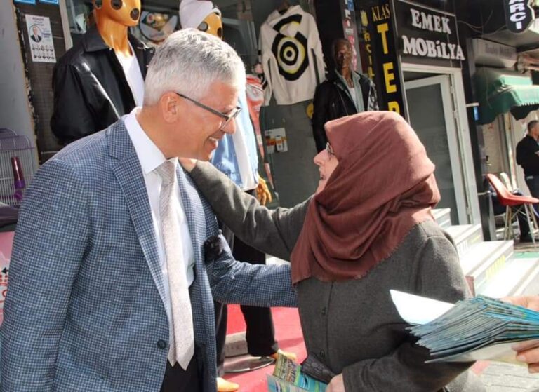 HAKAN SUNAL, 1. NİSANI BEKLEYİN