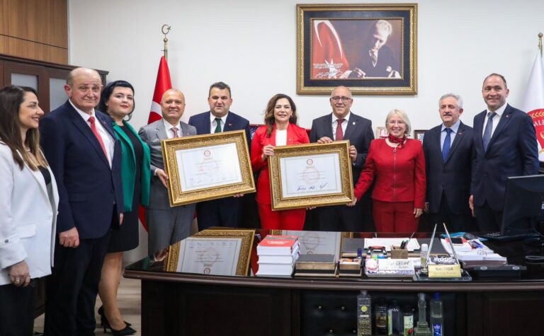 CANDAN YÜCEER’E İLK DARBE KENDİ PERSONELİNDEN