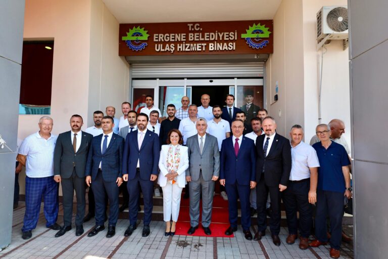 BAKAN BOLAT’TAN  BAŞKAN MÜGE YILDIZ TOPAK’A HAYIRLI OLSUN ZİYARETİ