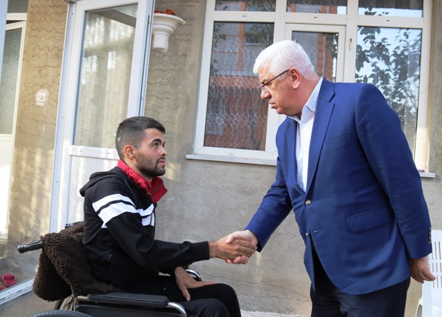 BAŞKAN RASİM YÜKSEL YARALI ASKERİ ZİYARET ETTİ