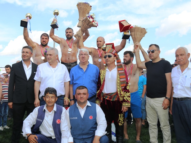 ERGENE’DE BAŞ PEHLİVAN FATİH ATLI OLDU