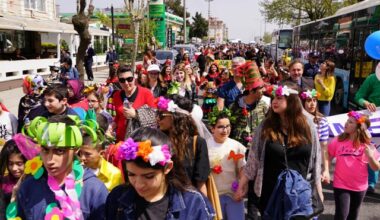 ÇORLU BOTANİK FESTİVALİ RENKLİ GÖRÜNTÜLERLE  BAŞLADI