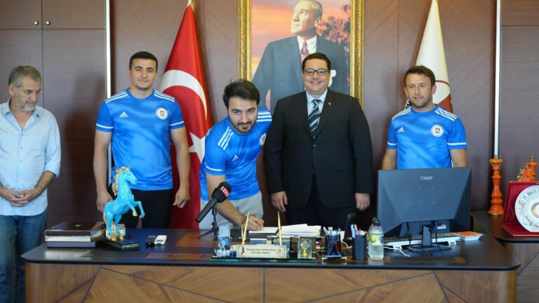 ONUR BAŞKAN İLE KÜLLERİNDEN DOĞDU