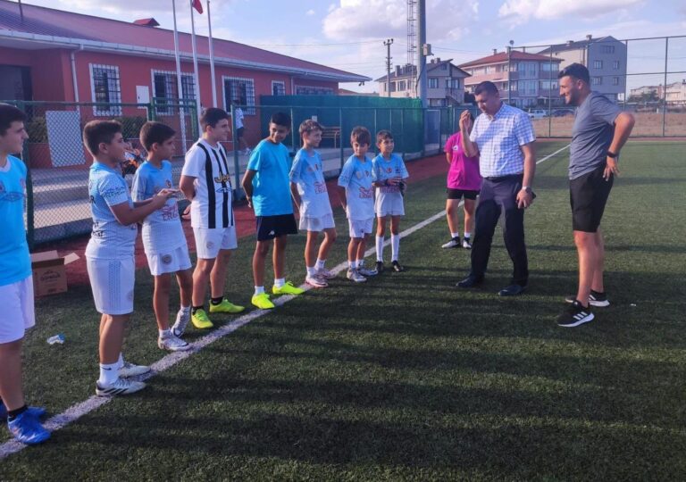 KOŞABİLİYORSAN KOŞ ETKİNLİĞİNE BÜYÜK İLGİ