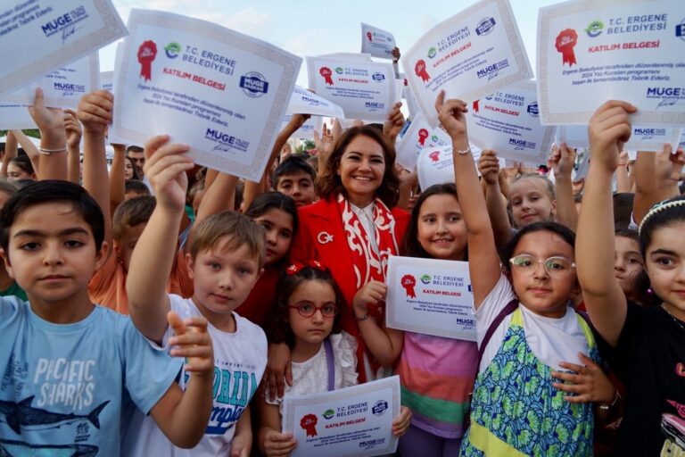 ERGENE BELEDİYE BAŞKANI MÜGE YILDIZ TOPAK’TAN TOPLU SÜNNET ŞÖLENİ