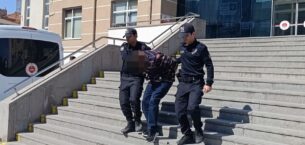 3 KİŞİYE ÇARPAN OTOMOBİLİN SÜRÜCÜSÜ TUTUKLANDI