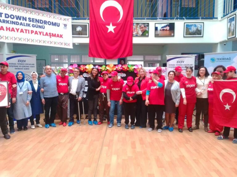 “DOWN SENDROMLU BİREYLERLE BİRGÜN +1 FARKLA HAYATI PAYLAŞMAK”