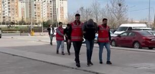 TEKİRDAĞ’DA TARTIŞTIĞI BABASINI AV TÜFEĞİYLE VURARAK ÖLDÜREN ZANLI İLE ENİŞTESİ TUTUKLANDI