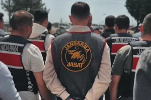 ARANAN ŞÜPHELİ JASAT’TAN KAÇAMADI!