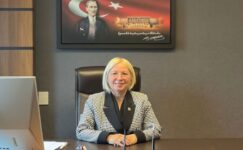 MİLLET VEKİLİ YONTAR: “ANNELİK YÜREKTEN BİR BAĞDIR”