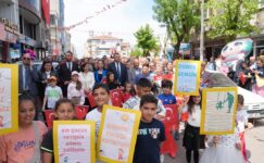 SARAY’DA ÇOCUKLAR EĞLENCEYE DOYDU