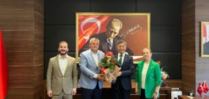AK PARTİ ÇORLU İLÇE YÖNETİMİNDEN YENİ KAYMAKAMA ZİYARET