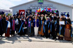 İLK MEKTUPLARINI MÜGE BAŞKANA YAZDILAR