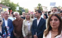 AK PARTİ’YE RESTİ ÇEKTİ