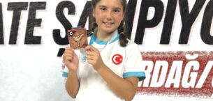 ASYA ÖNEL TÜRKİYE ÜÇÜNCÜSÜ OLDU