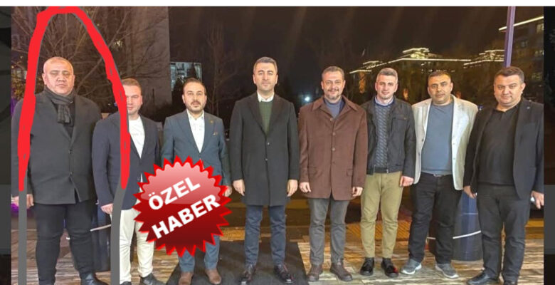 AK PARTİYE GEÇME TİYATROSU ÇABUK BİTTİ