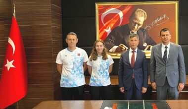 ŞAMPİYON SİNEM’E KAYMAKAM DAN TEBRİK