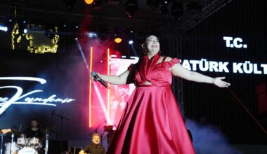 TUĞÇE KANDEMİR SARAY’I SALLADI