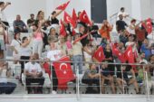 ZAFER BAYRAMI MİNİK SPORCULARIN COŞKUSU İLE TAÇLANDI