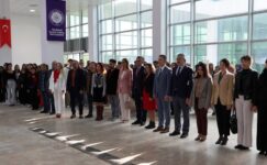 ÇİFT KANATLI AKADEMİSYENLER SERGİSİ AÇILDI