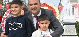 CUMHURİYET BAYRAMINI ÇOCUKLARLA KUTLADI
