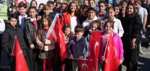 UMUTLA DOLU YARINLARIMIZI KUTLUYORUZ