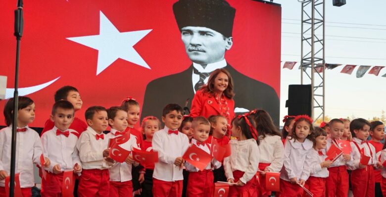 BİNLERCE ERGENELİ COŞKUYA ORTAK OLDU!