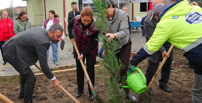GELECEĞE NEFES DİKİYORUZ