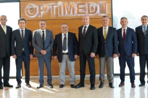 OPTİMED SAĞLIK GRUBU’NA ÖZEL BİR ÖDÜL