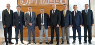 OPTİMED SAĞLIK GRUBU’NA ÖZEL BİR ÖDÜL