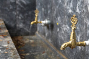 TARİHİ ÇEŞMEYE BÜYÜKŞEHİR DOKUNUŞU