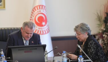 TEKİRDAĞ’IN ACİL İHTİYAÇLARINI BAKAN İLE BİRE BİR KONUŞTU