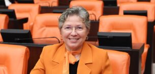 YEMEK YARDIM DEĞİL HAKTIR YEMEK YARDIM DEĞİL HAKTIR