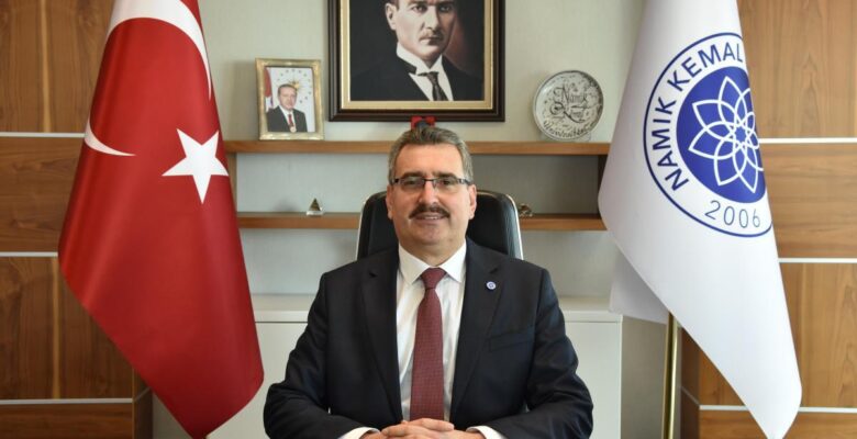 DÜNYANIN EN ETKİLİ BİLİM İNSANLARI LİSTESİNDEÜST ÜSTE 6. KEZ YER ALDI