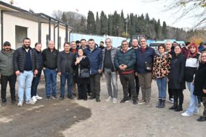 BAŞKAN NALLAR GAZETECİLERLE BELEDİYE HİZMETLERİNİ GEZDİ