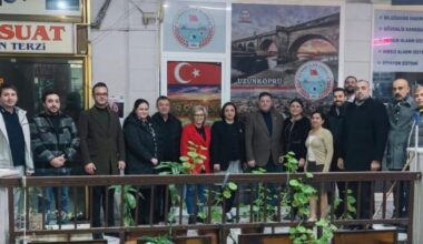 CHP ÇORLU İLÇE YÖNETİMİ ESNAFI VE DERNEKLERİ GEZDİ