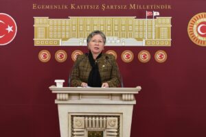 ÇİFTÇİ ÜRETİMDEN ÇEKİLİYOR TARIM ARTIK PARA ETMİYOR